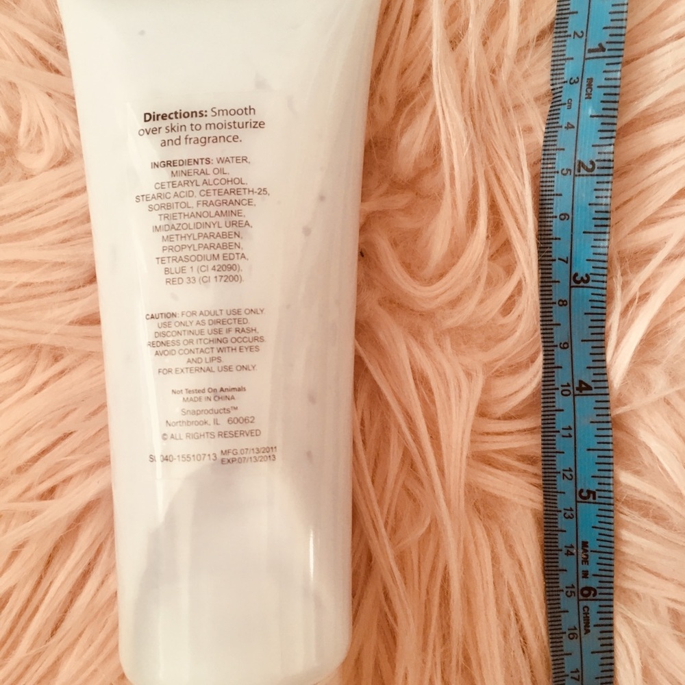 Lavender Body Lotion - Picture 2 of 3